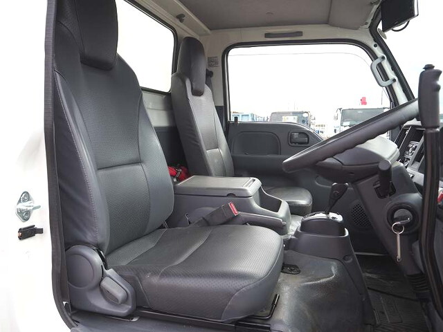 いすゞエルフダンプ小型（2t・3t）[写真33]