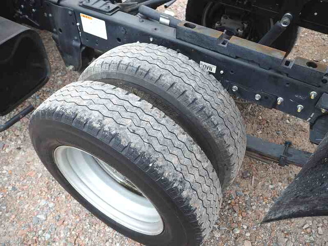 いすゞエルフダンプ・クレーン付小型（2t・3t）[写真26]