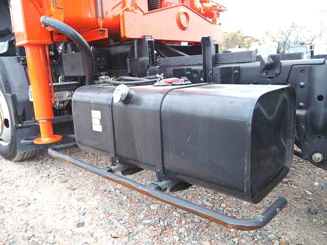 いすゞエルフダンプ・クレーン付小型（2t・3t）[写真27]