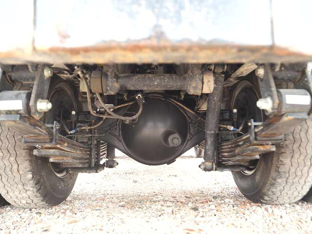 いすゞエルフダンプ・クレーン付小型（2t・3t）[写真33]