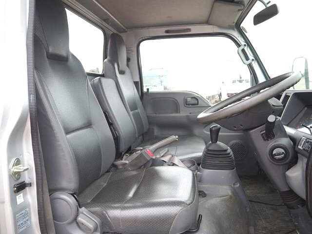 いすゞエルフダンプ・クレーン付小型（2t・3t）[写真35]