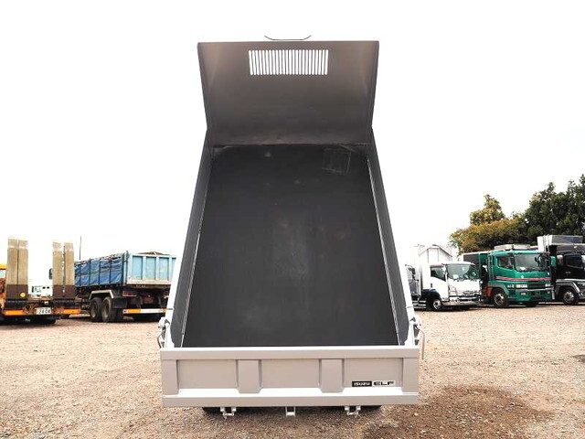 いすゞエルフダンプ・クレーン付小型（2t・3t）[写真08]