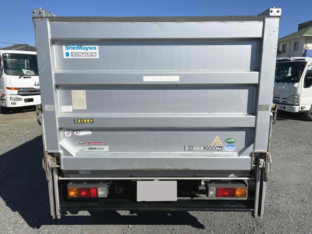 三菱ふそうキャンターアルミブロック小型（2t・3t）[写真05]