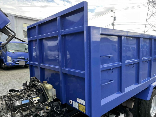 三菱ふそうキャンター深ダンプ（土砂禁ダンプ）小型（2t・3t）[写真24]