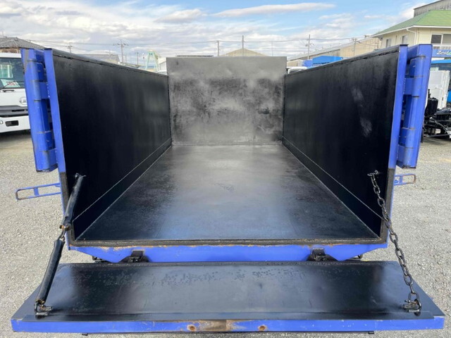 三菱ふそうキャンター深ダンプ（土砂禁ダンプ）小型（2t・3t）[写真09]