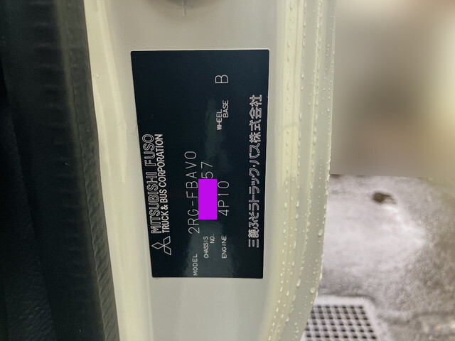 三菱ふそうキャンター平ボディ小型（2t・3t）[写真37]