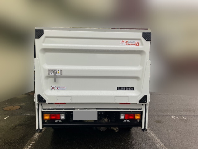 三菱ふそうキャンター平ボディ小型（2t・3t）[写真07]