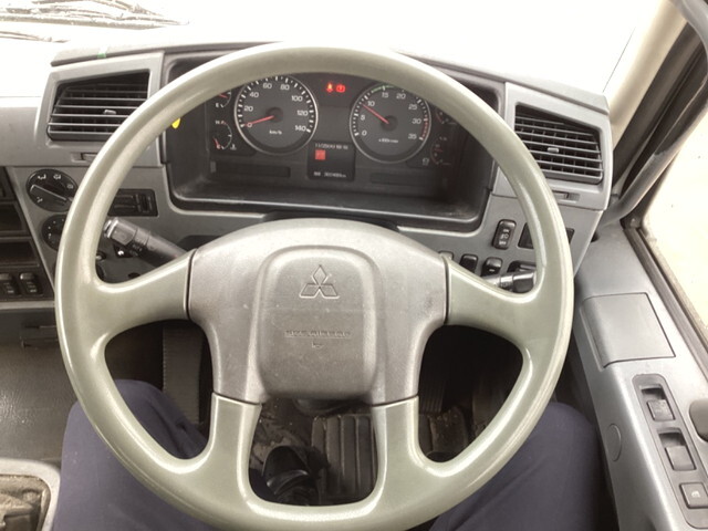 三菱ふそうファイターアルミウイング増トン（6t・8t）[写真24]