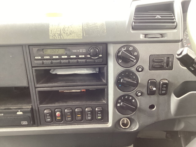 三菱ふそうファイターアルミウイング増トン（6t・8t）[写真25]