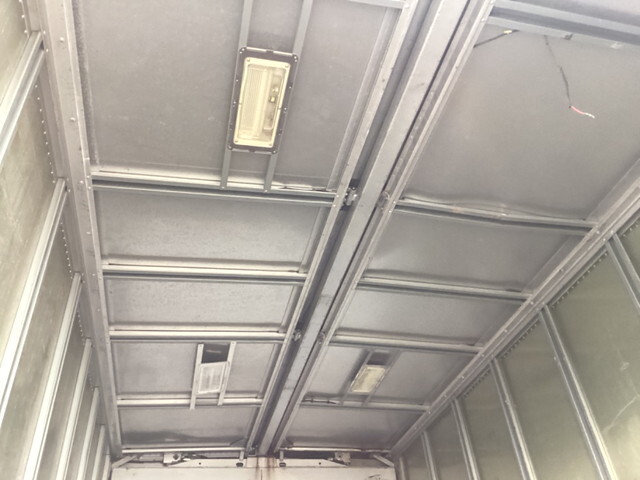 三菱ふそうファイターアルミウイング増トン（6t・8t）[写真07]