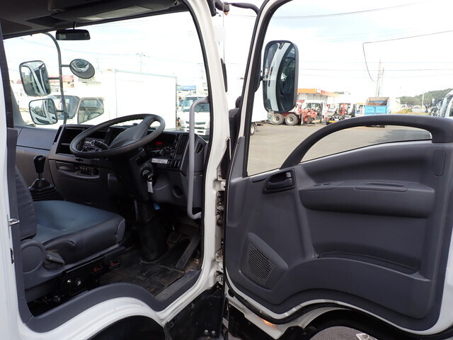 いすゞフォワードダンプ中型（4t）[写真32]