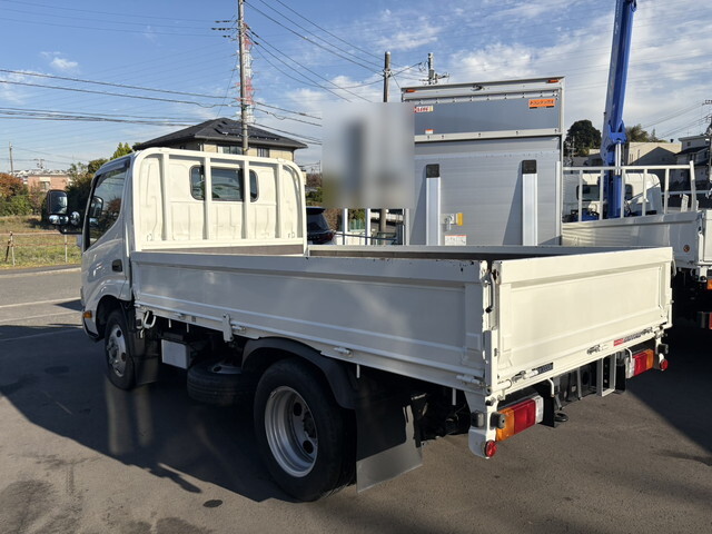 日野デュトロ平ボディ小型（2t・3t）[写真02]