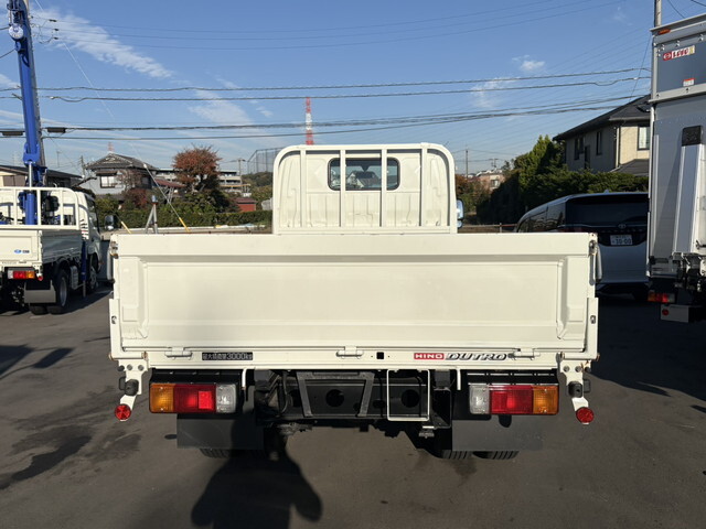 日野デュトロ平ボディ小型（2t・3t）[写真08]