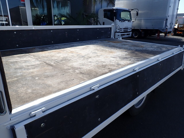 いすゞエルフダブルキャブ（Wキャブ）小型（2t・3t）[写真17]