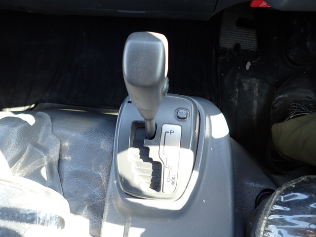 いすゞエルフダブルキャブ（Wキャブ）小型（2t・3t）[写真26]