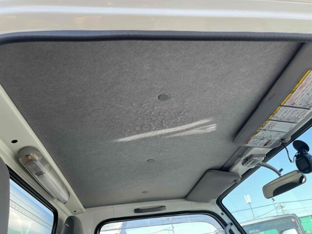 いすゞエルフアルミバン小型（2t・3t）[写真38]