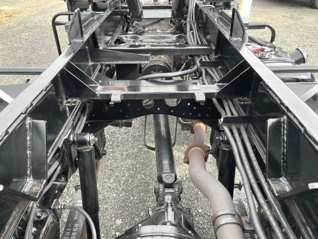 いすゞエルフコンテナ専用車小型（2t・3t）[写真18]