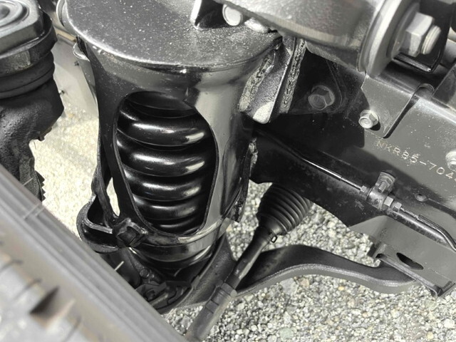 いすゞエルフコンテナ専用車小型（2t・3t）[写真25]