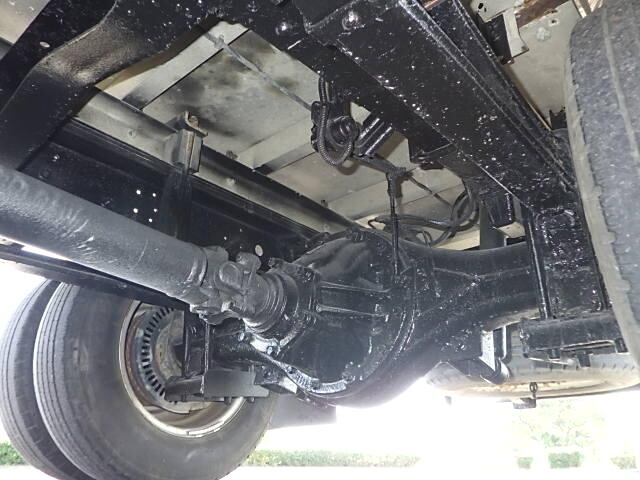 日野デュトロ冷凍車（冷蔵車）小型（2t・3t）[写真18]