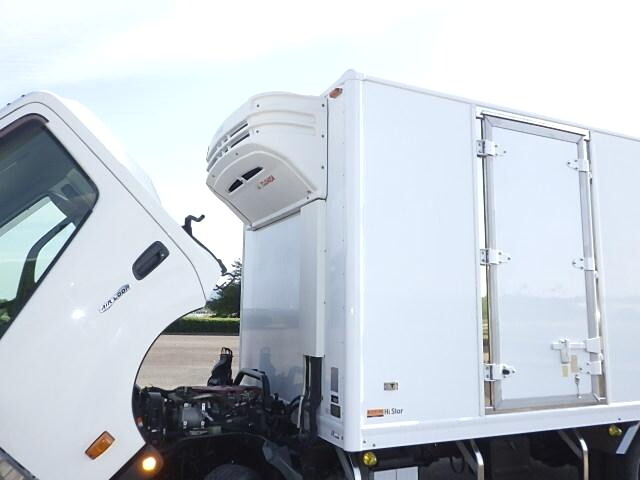 日野デュトロ冷凍車（冷蔵車）小型（2t・3t）[写真25]