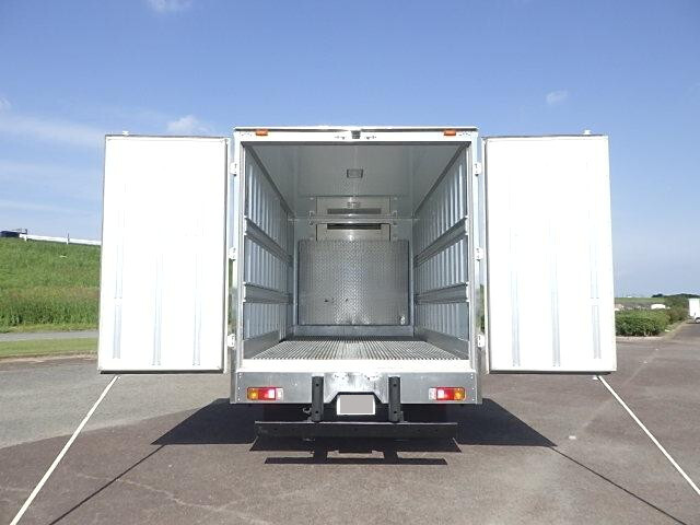 日野デュトロ冷凍車（冷蔵車）小型（2t・3t）[写真06]