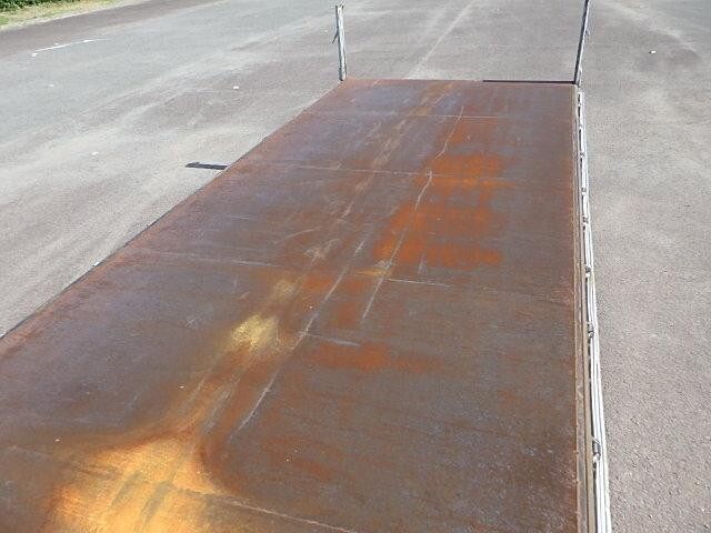 三菱ふそうファイターアルミブロック中型（4t）[写真10]