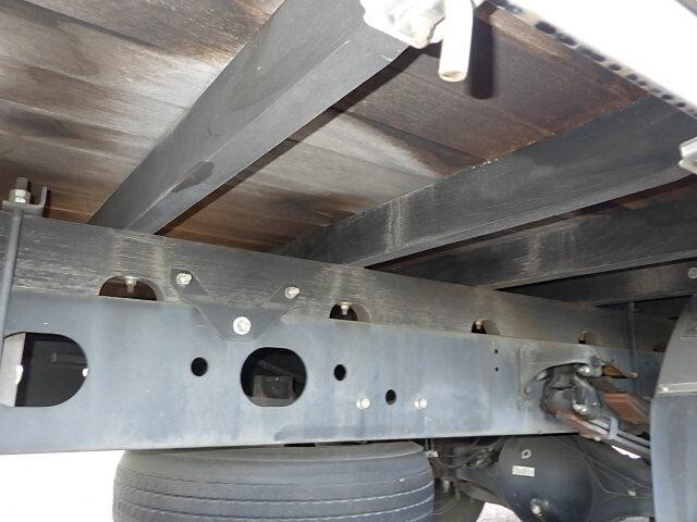 三菱ふそうファイターアルミブロック中型（4t）[写真14]