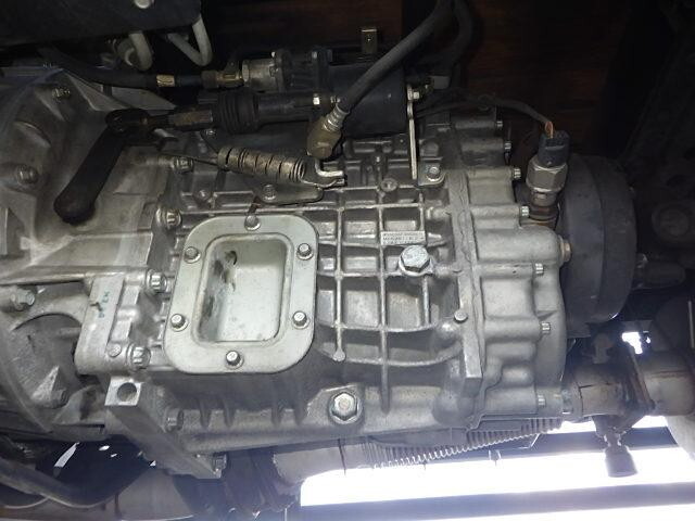 三菱ふそうファイターアルミブロック中型（4t）[写真18]