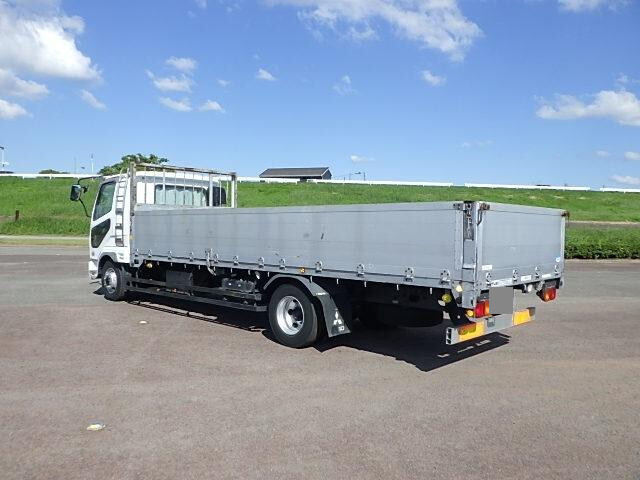 三菱ふそうファイターアルミブロック中型（4t）[写真02]