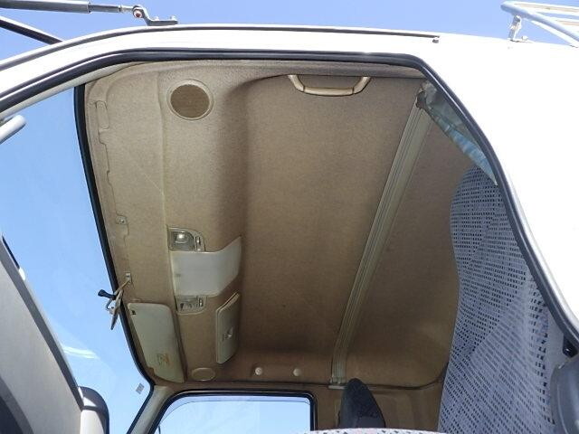 三菱ふそうファイターアルミブロック中型（4t）[写真22]