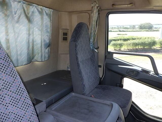 三菱ふそうファイターアルミブロック中型（4t）[写真23]