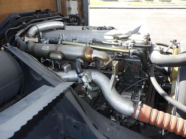 三菱ふそうファイターアルミブロック中型（4t）[写真27]