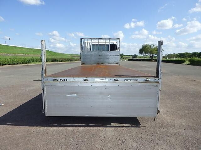 三菱ふそうファイターアルミブロック中型（4t）[写真07]