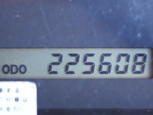 いすゞエルフ冷凍車（冷蔵車）小型（2t・3t）[写真22]