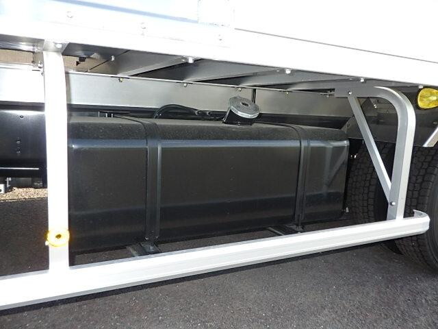 日野レンジャー冷凍車（冷蔵車）中型（4t）[写真17]