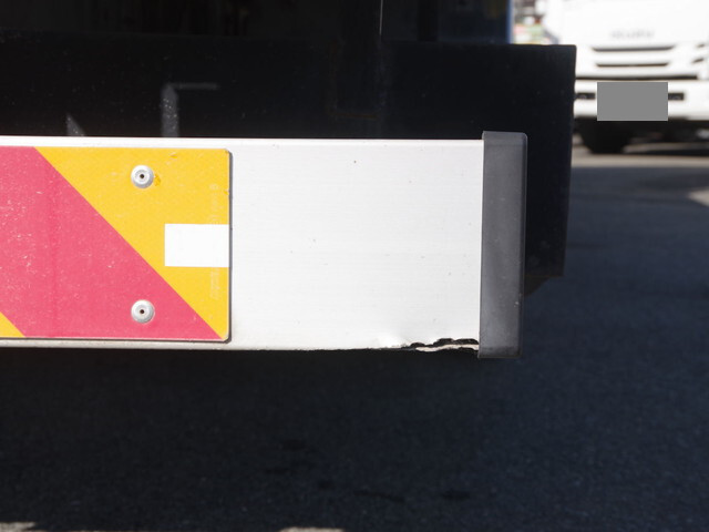 UDトラックスコンドルアルミブロック中型（4t）[写真26]