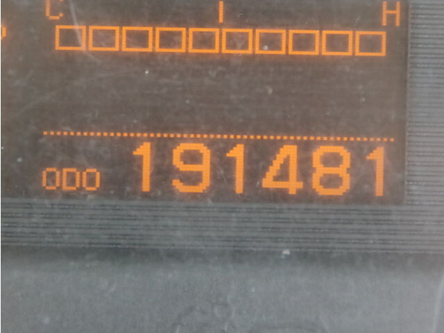 UDトラックスコンドルアルミブロック中型（4t）[写真37]