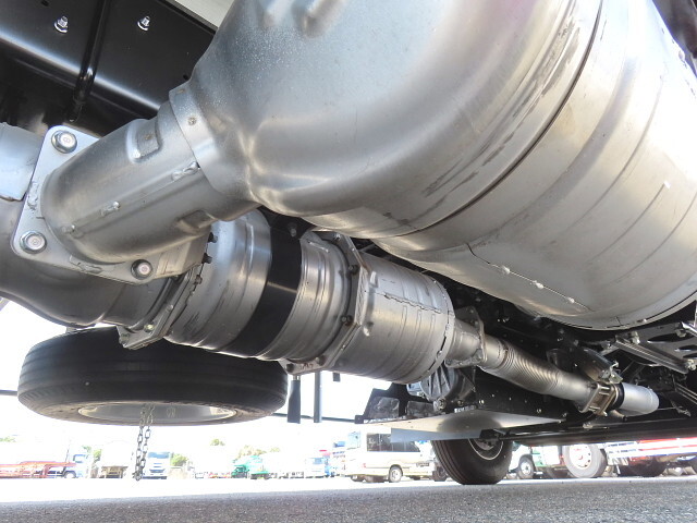 三菱ふそうファイター冷凍車（冷蔵車）中型（4t）[写真12]