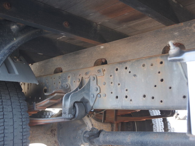 三菱ふそうファイターアルミブロック中型（4t）[写真06]