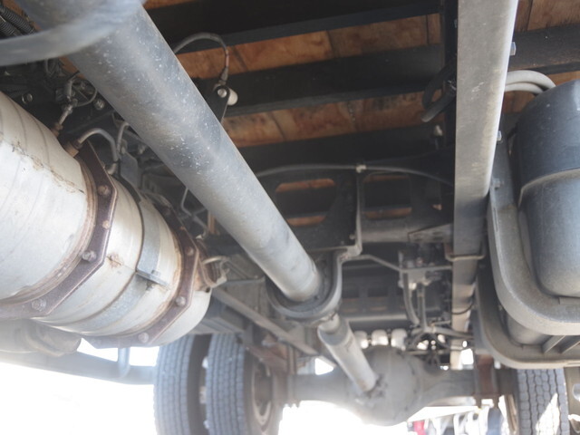 三菱ふそうファイター平ボディ中型（4t）[写真10]