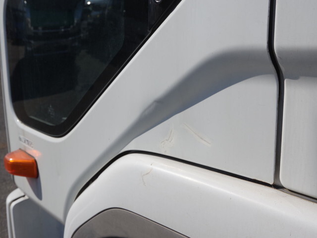 三菱ふそうファイター平ボディ中型（4t）[写真21]