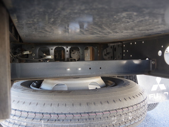 三菱ふそうファイター平ボディ中型（4t）[写真09]