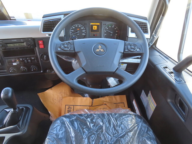 三菱ふそうファイター冷凍車（冷蔵車）中型（4t）[写真19]