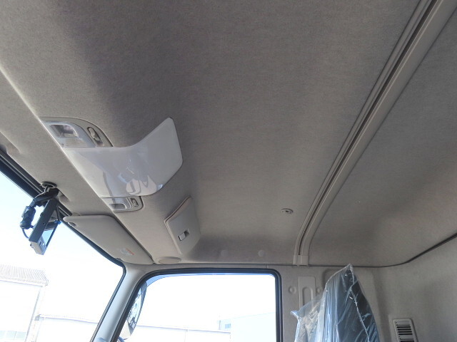 三菱ふそうファイター冷凍車（冷蔵車）中型（4t）[写真20]