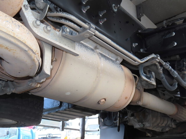 日野レンジャー冷凍車（冷蔵車）中型（4t）[写真12]