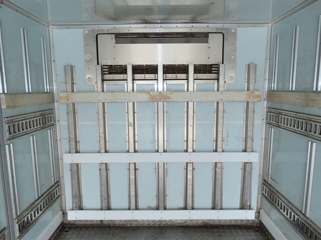 日野レンジャー冷凍車（冷蔵車）中型（4t）[写真26]