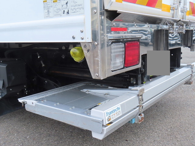 日野レンジャー冷凍車（冷蔵車）中型（4t）[写真31]