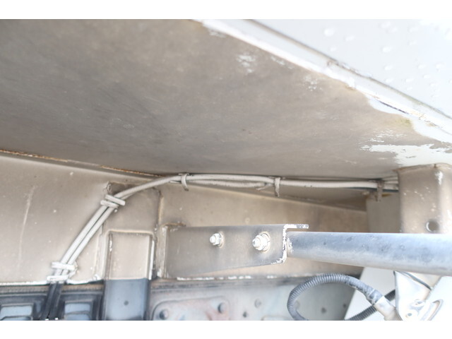 日野レンジャーパッカー車（塵芥車）中型（4t）[写真24]