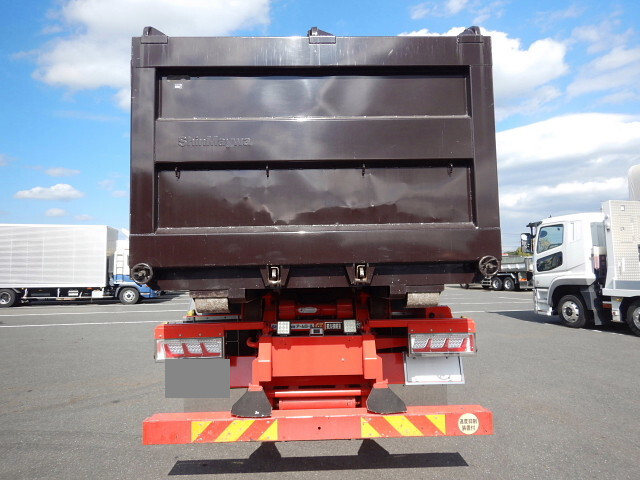 日野プロフィアコンテナ専用車大型（10t）[写真05]