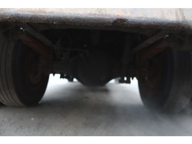 いすゞエルフパッカー車（塵芥車）小型（2t・3t）[写真16]